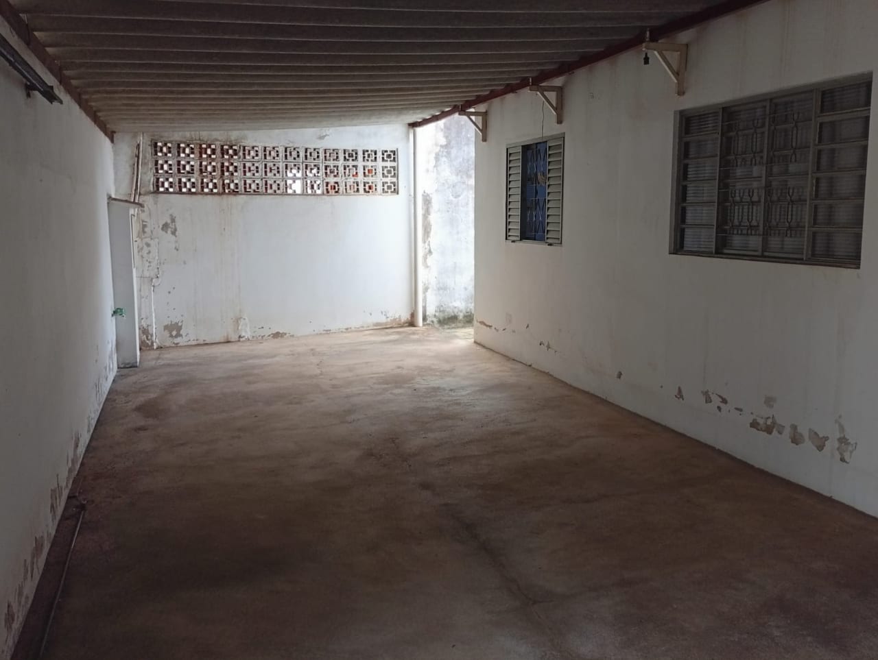 Casa em Dic VI (Conjunto Habitacional Santo Dias Silva), foto 3 de 17