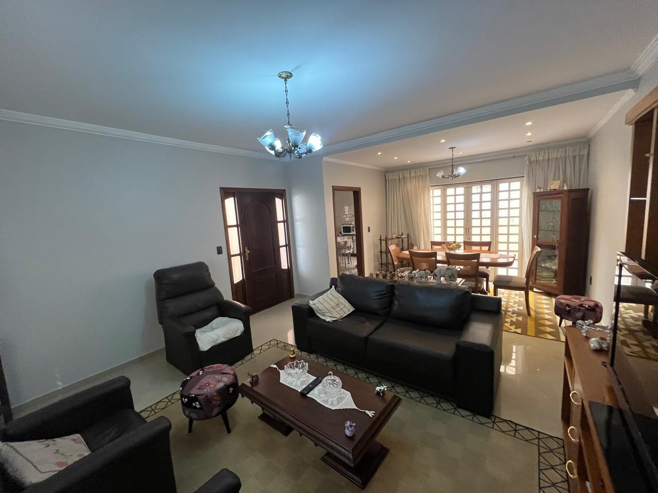 Casa em Jardim Ipaussurama, foto 2 de 19