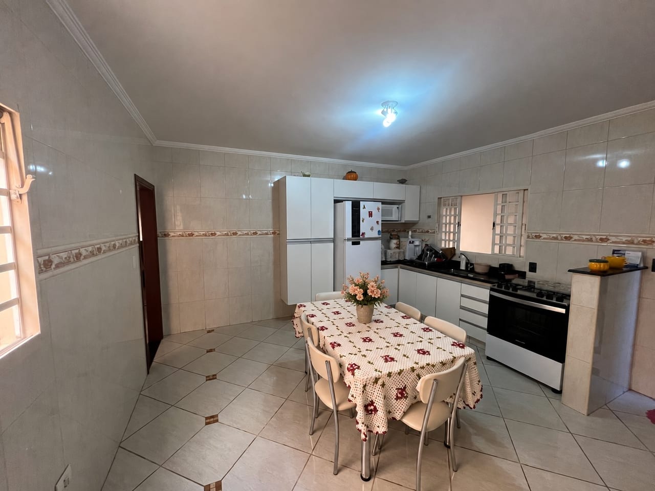 Casa em Jardim Ipaussurama, foto 7 de 19