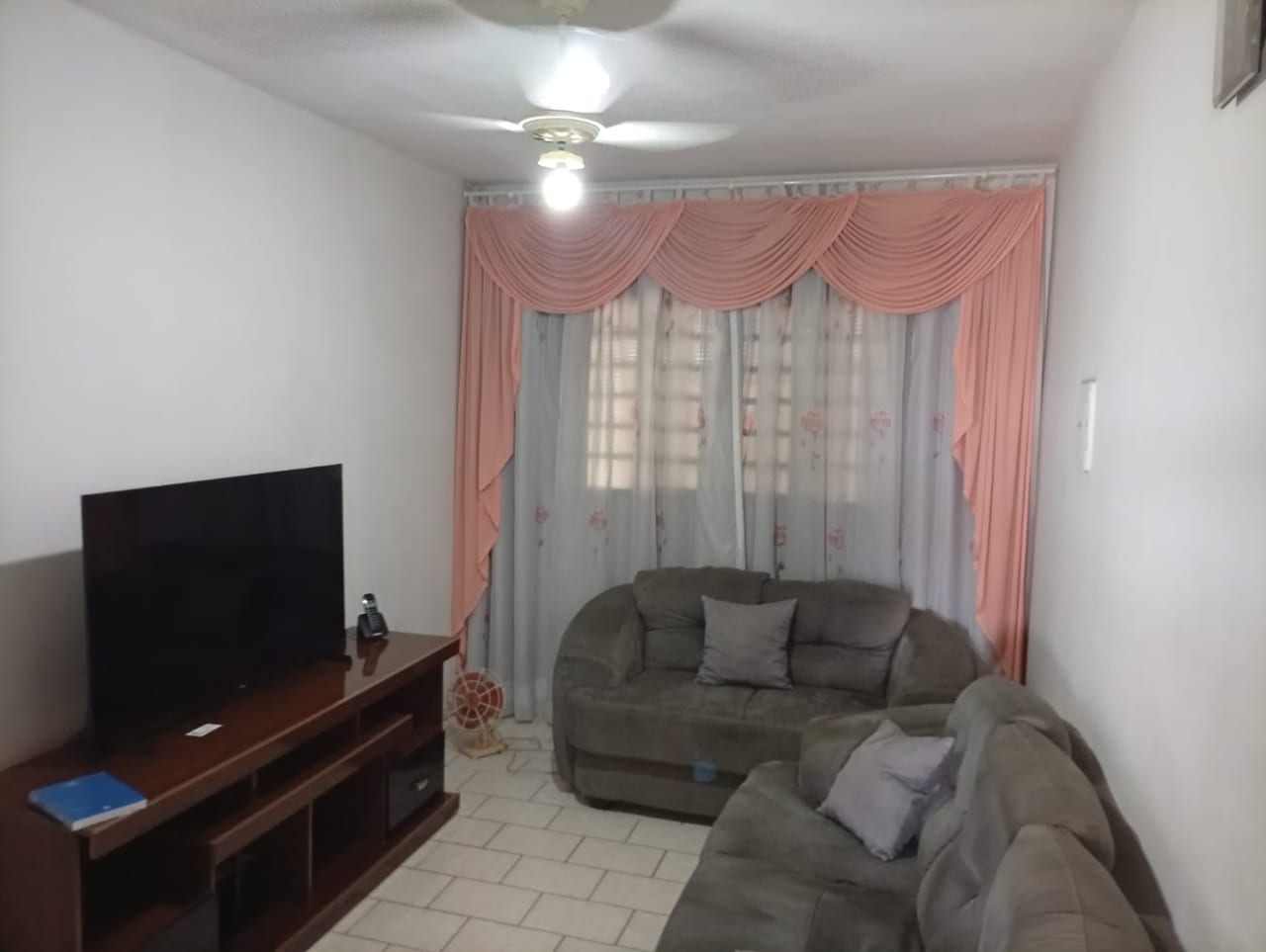 Casa em Dic VI (Conjunto Habitacional Santo Dias Silva), foto 7 de 17